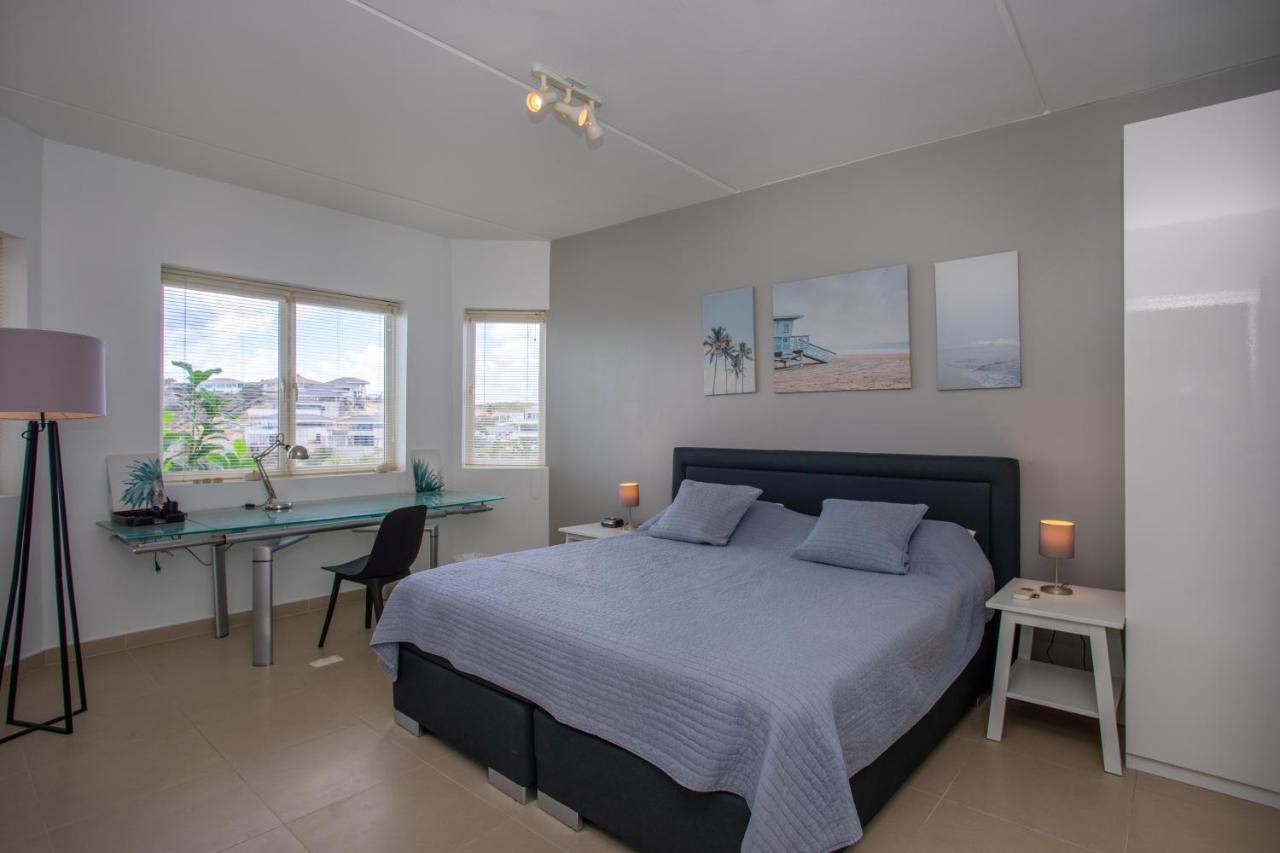 Blue Bay Beach Apartments Luaran gambar